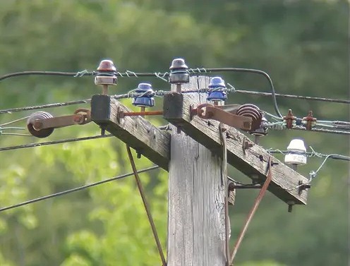 Transmission-Line-glass-Insulators.jpg