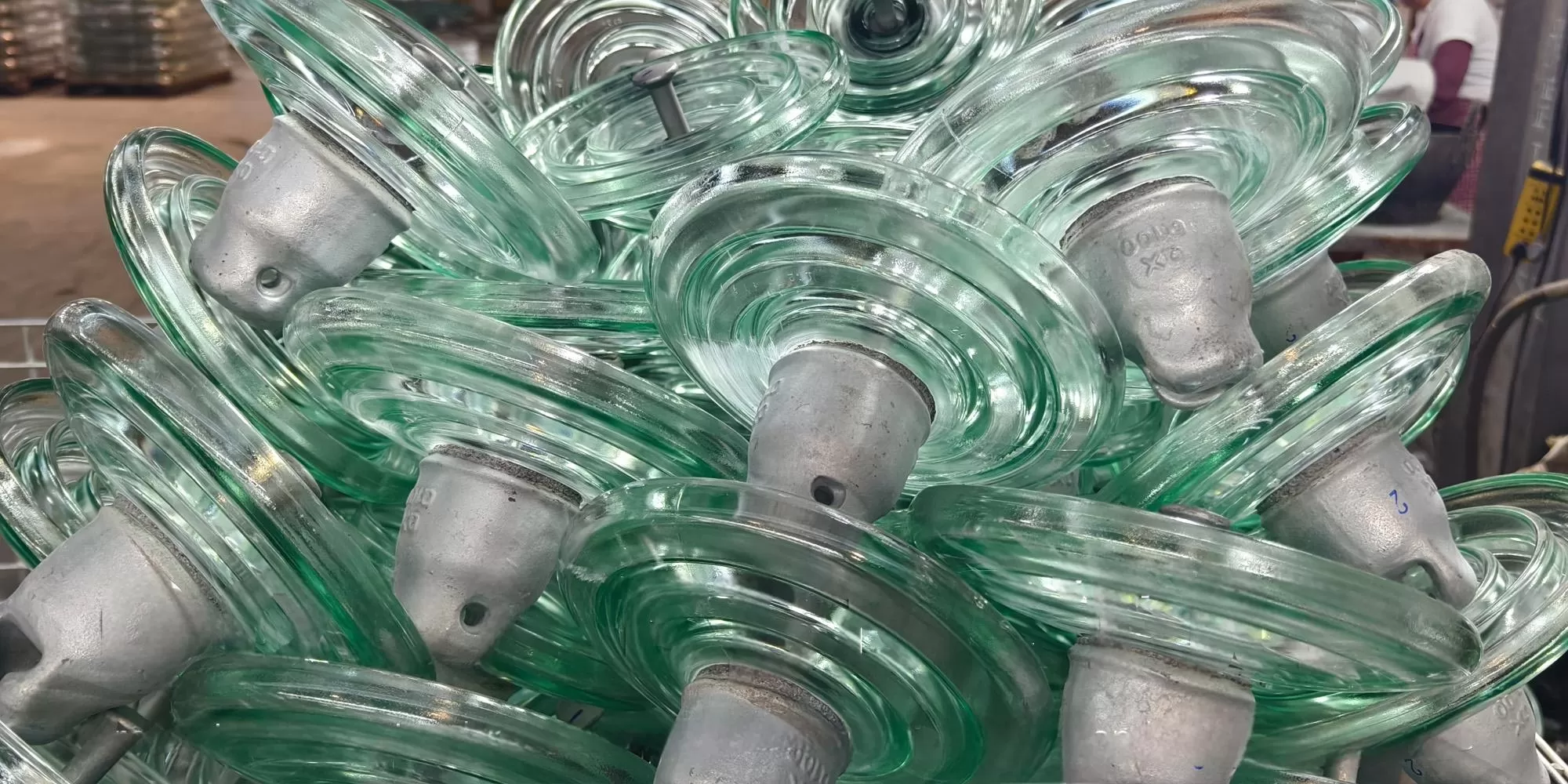 HV glass suspension insulator U160BLPFigure 3