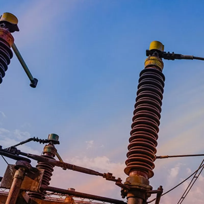 33kV Toughened Glass Suspension Insulator for Tanzania Rural Electrification 33kV Distribution Lines(图7) Pole-type-insulator-thumb.JPG